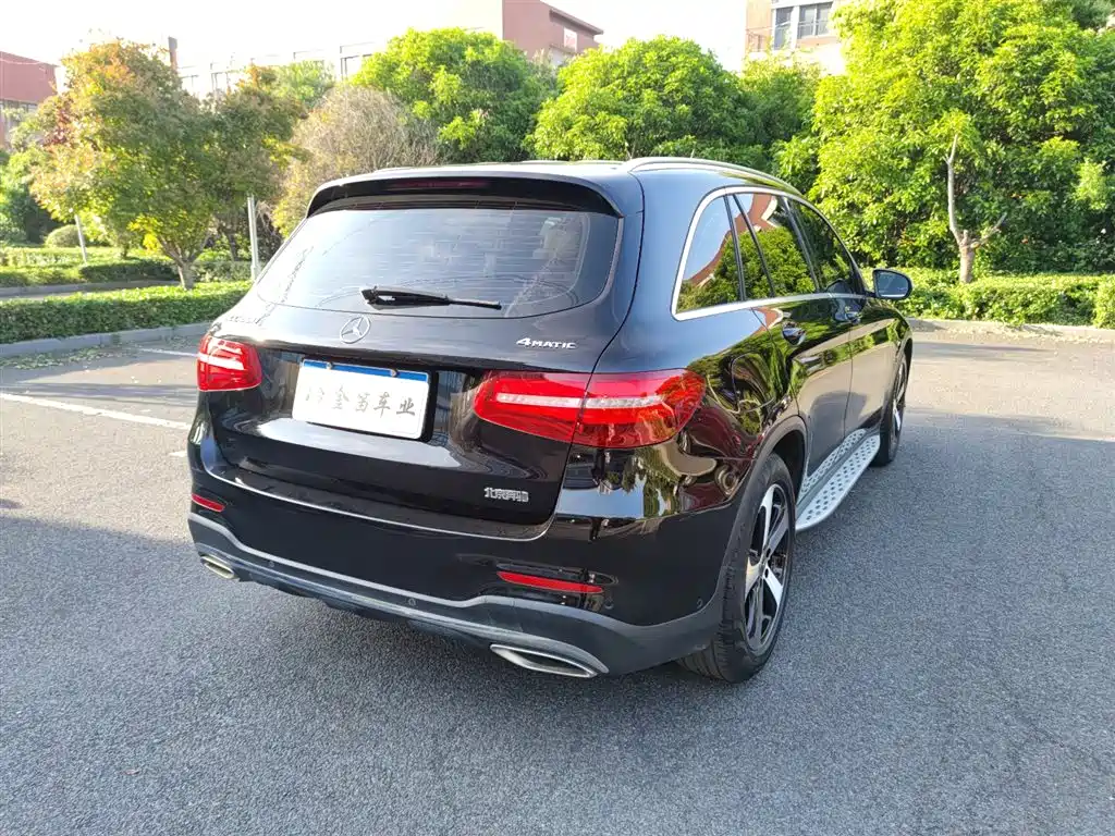 Mercedes-Benz GLC 2018 — фото 10