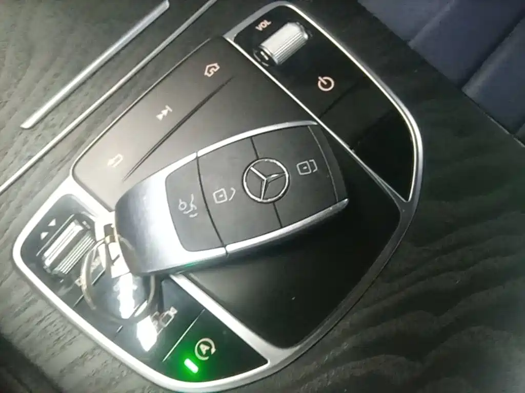 Mercedes-Benz C-Class 2020 — фото 9