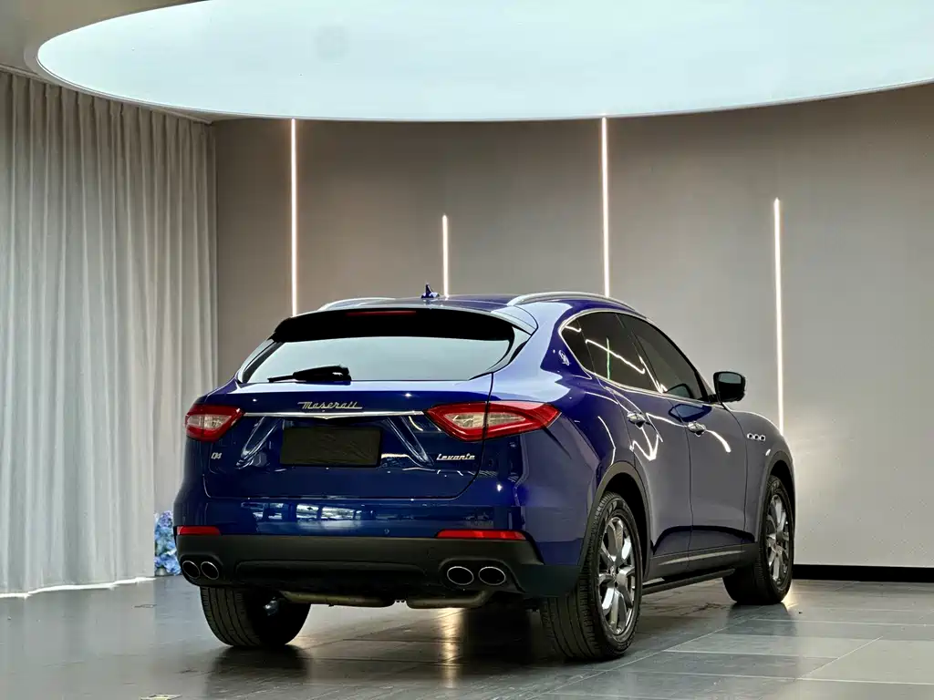Maserati Levante 2021 — фото 8