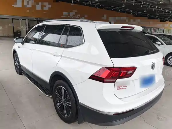Volkswagen Tiguan L 2020