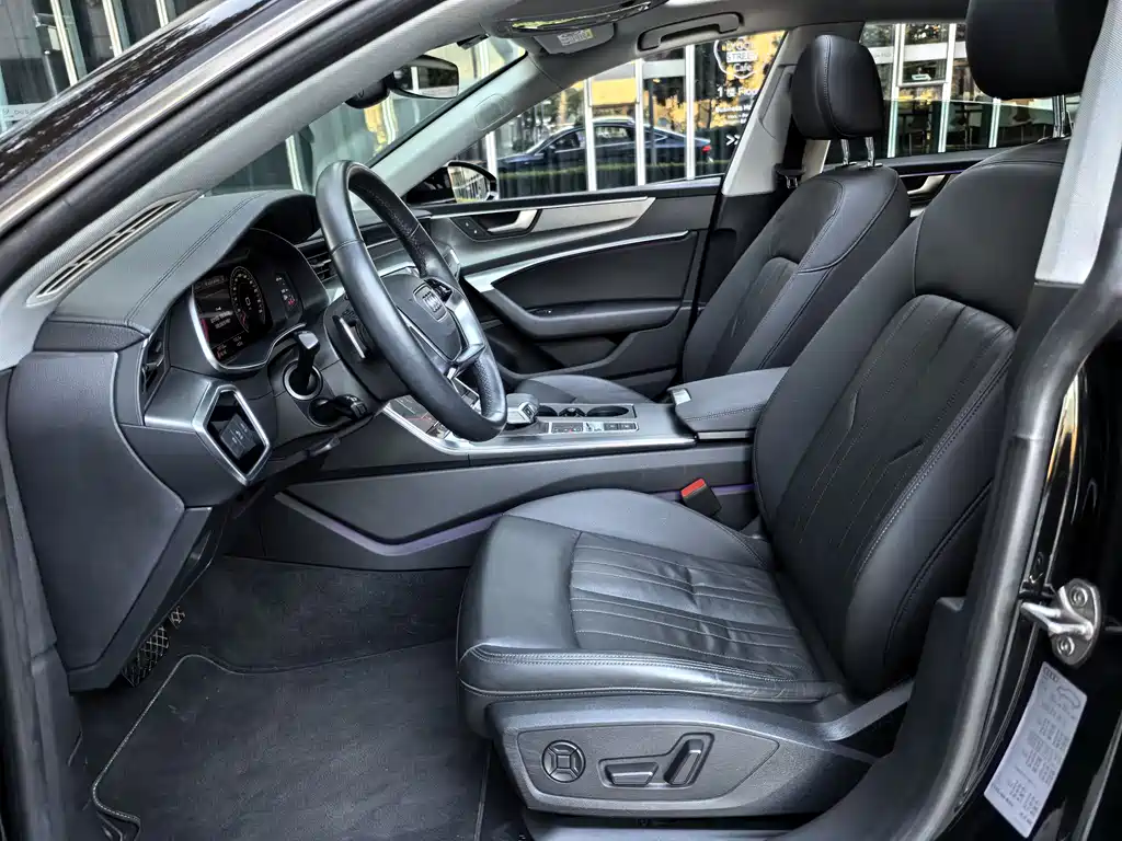 Audi A7 2021 — фото 23