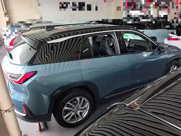 NIO ES6 2021