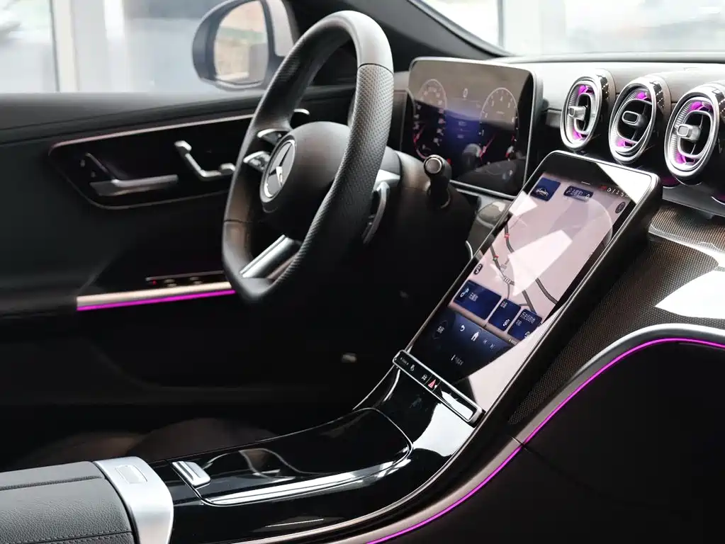 Mercedes-Benz C-Class 2023