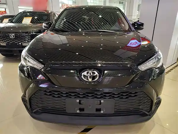 Toyota Frontlander 2024