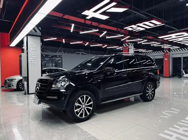 Mercedes-Benz GL-Class 2011