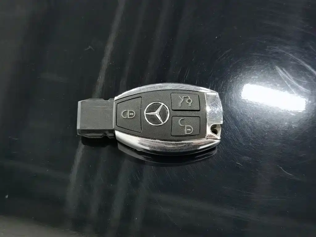 Mercedes-Benz GLC 2018 — фото 19