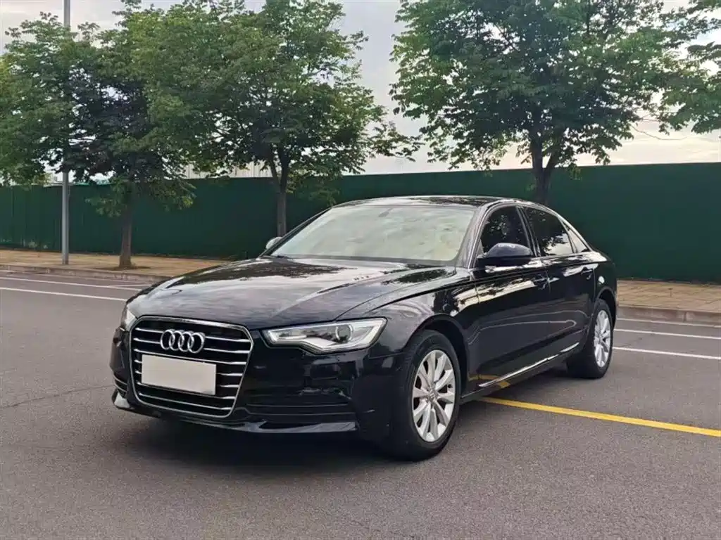 Audi A6L 2015 — фото 1
