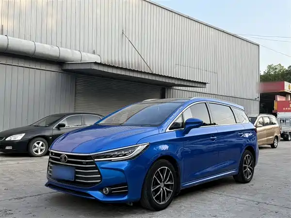 BYD Song MAX 2017