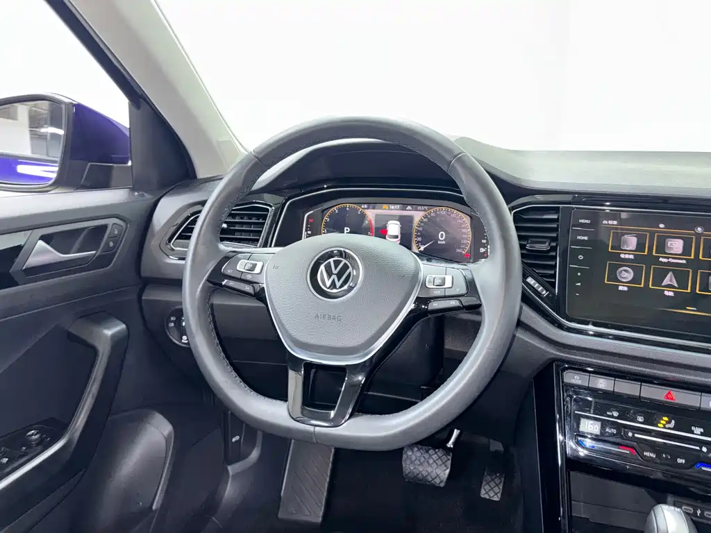 Volkswagen T-Roc 2022 — фото 13