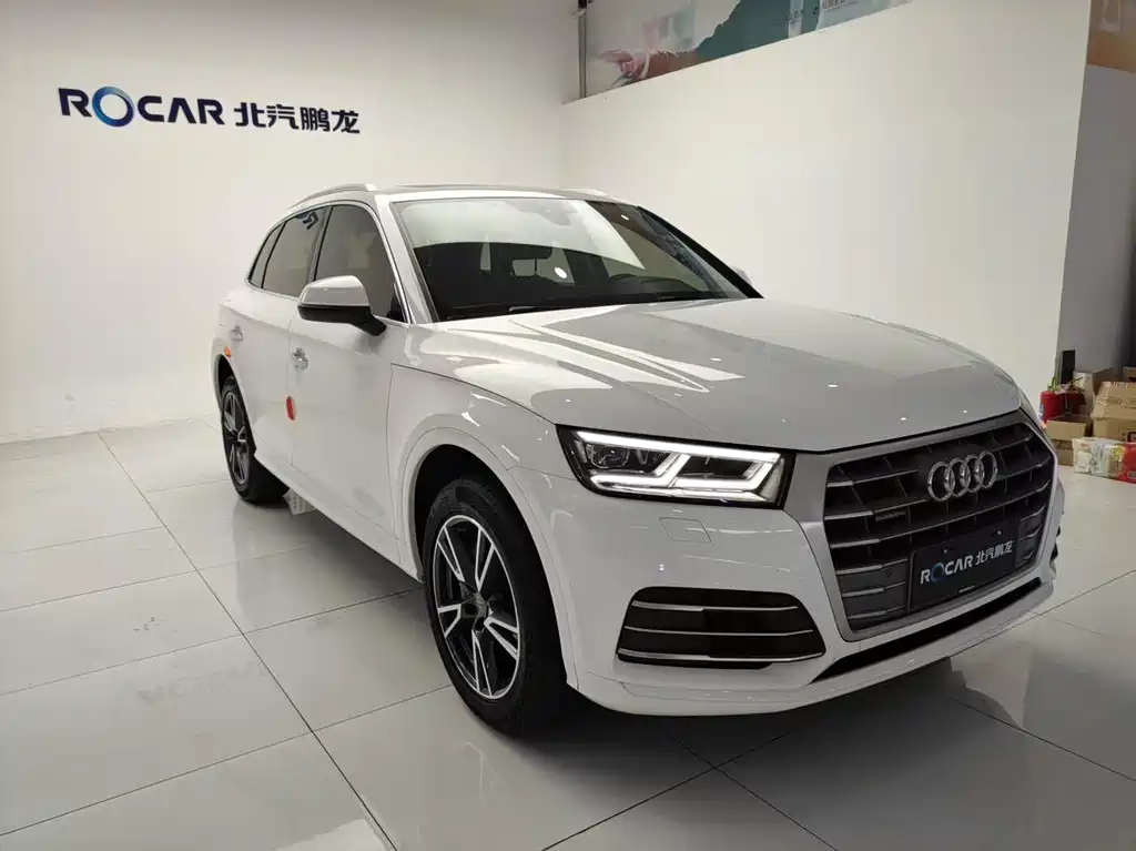 Audi Q5L 2019 — фото 20