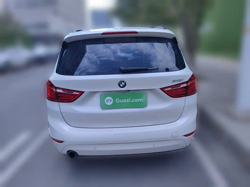 BMW 2 Series Active Tourer 2018 — фото 3