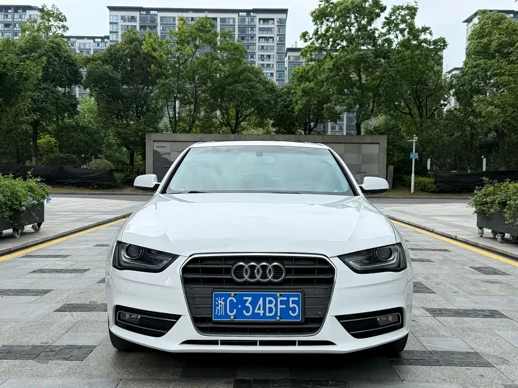Audi A4L 2015 — фото 2