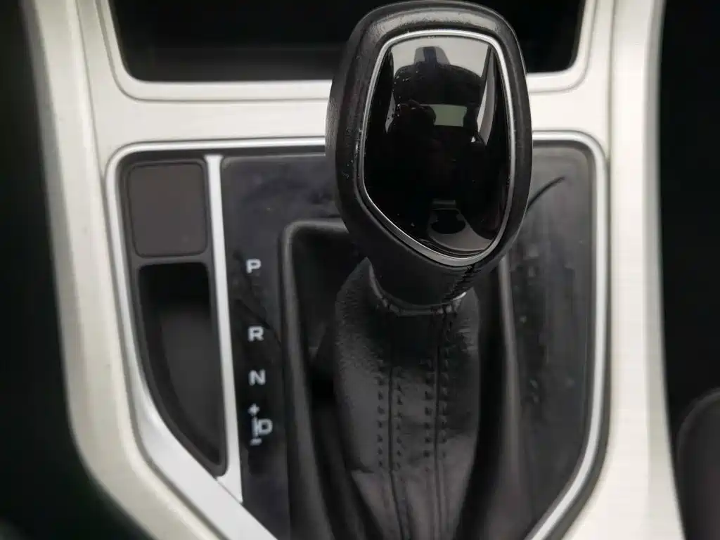 Geely Vision 2018 — фото 13