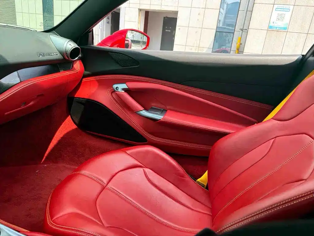 Ferrari F8 2022 — фото 6