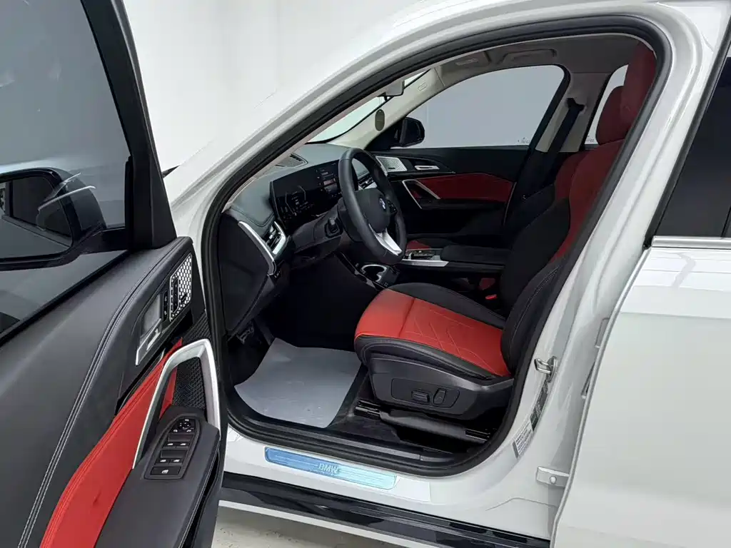 BMW X1 2024 — фото 11