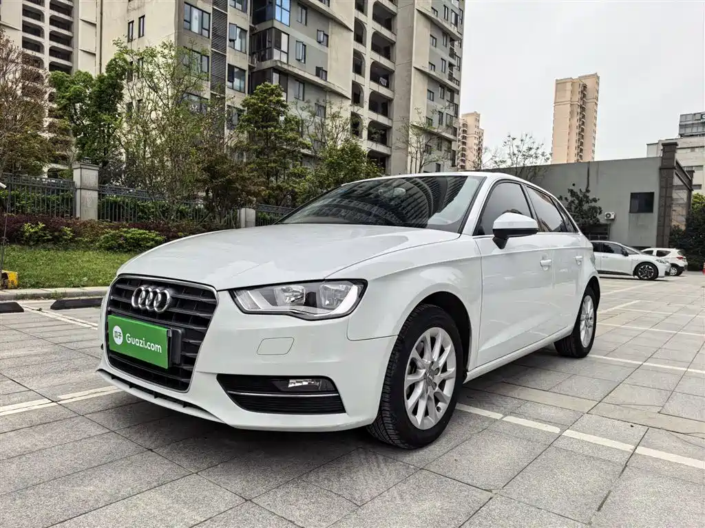 Audi A3 2016 — фото 1