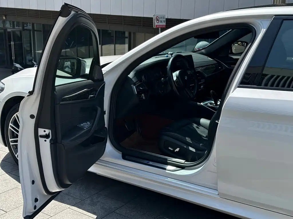 BMW 5 Series 2018