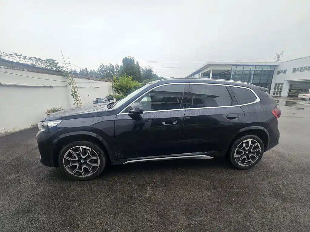 BMW X1 2025