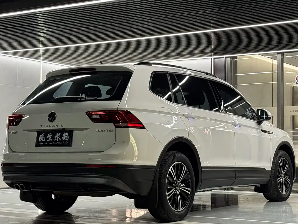 Volkswagen Tiguan L 2020 — фото 17