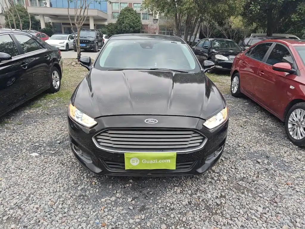 Ford Mondeo 2015 — фото 3