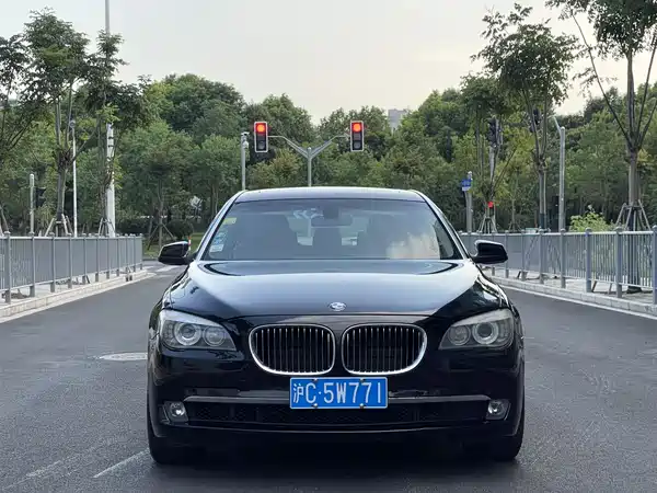 BMW 7 Series 2009