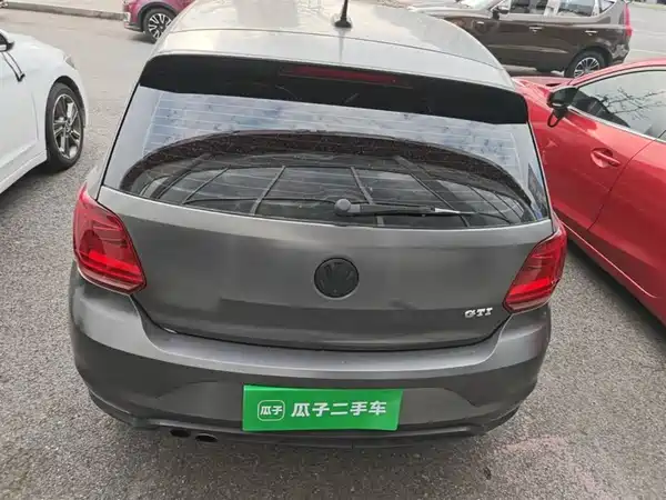 Volkswagen Polo 2015