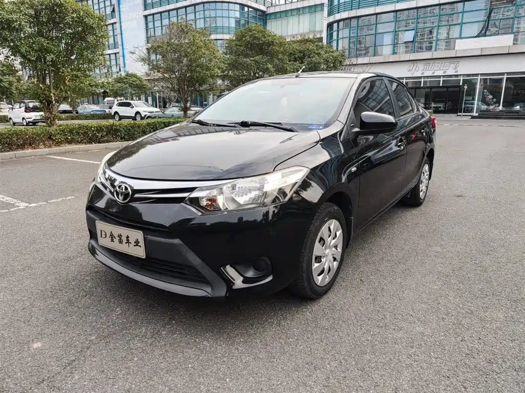 Toyota Vios 2015
