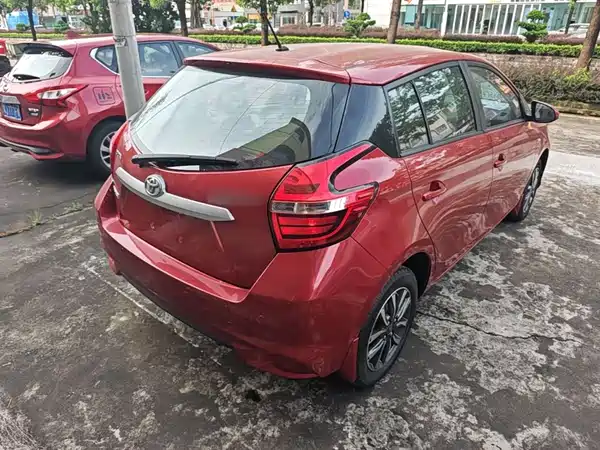 Toyota Yaris L 2020