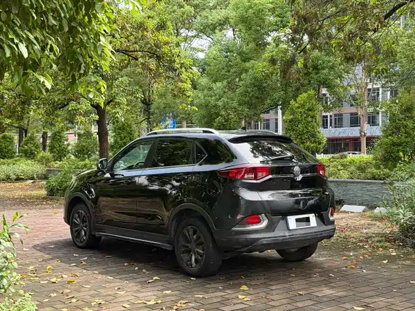 MG GS 2015