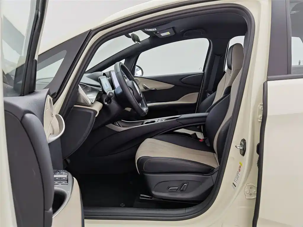 BYD Dolphin 2025 — фото 10