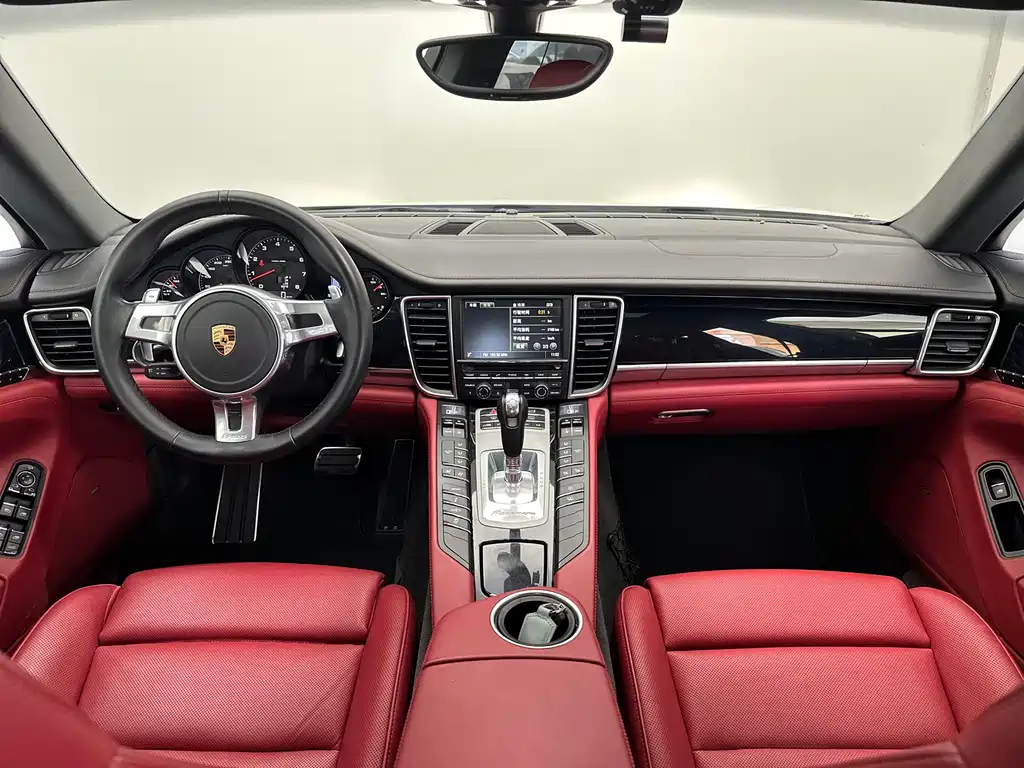 Porsche Panamera 2016 — фото 44