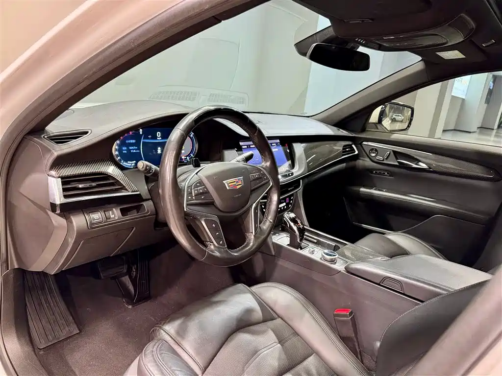 Cadillac CT6 2022 — фото 21