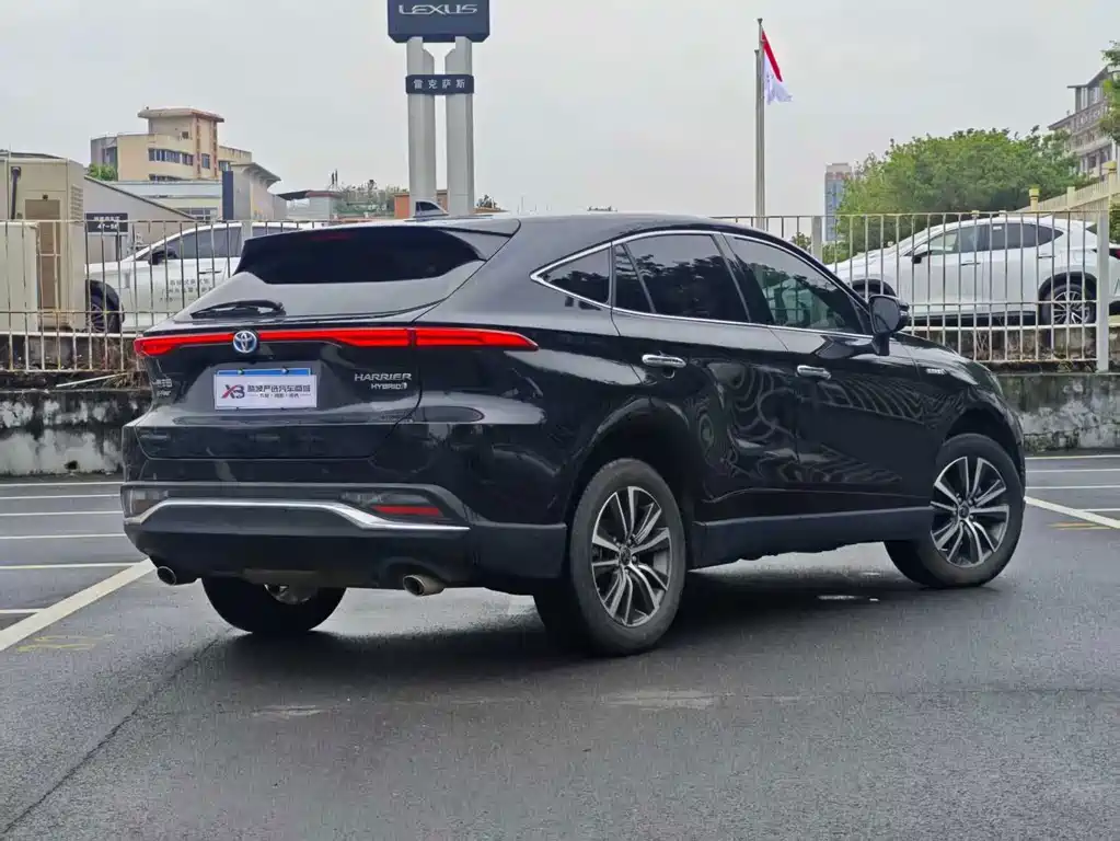 Toyota Harrier 2024 — фото 4