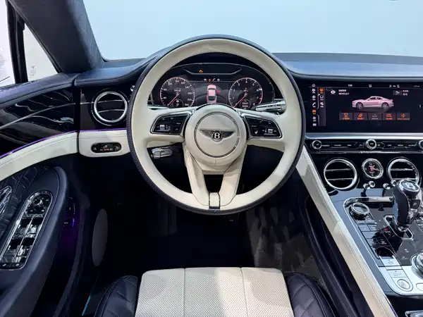 Bentley Continental 2022