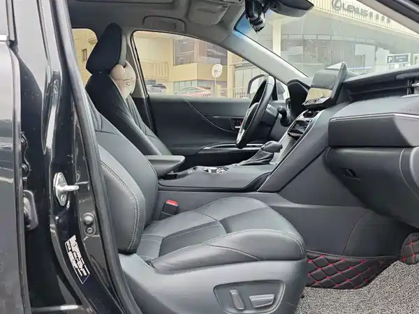 Toyota Harrier 2024