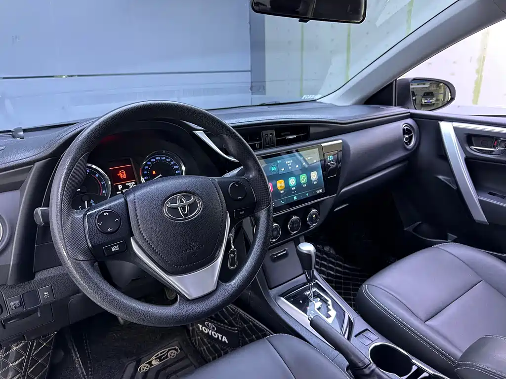 Toyota Corolla 2017 — фото 10