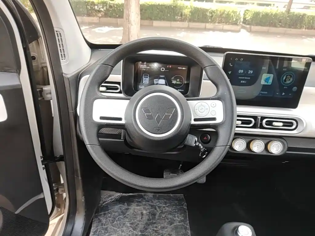Wuling Hongguang MINIEV 2024