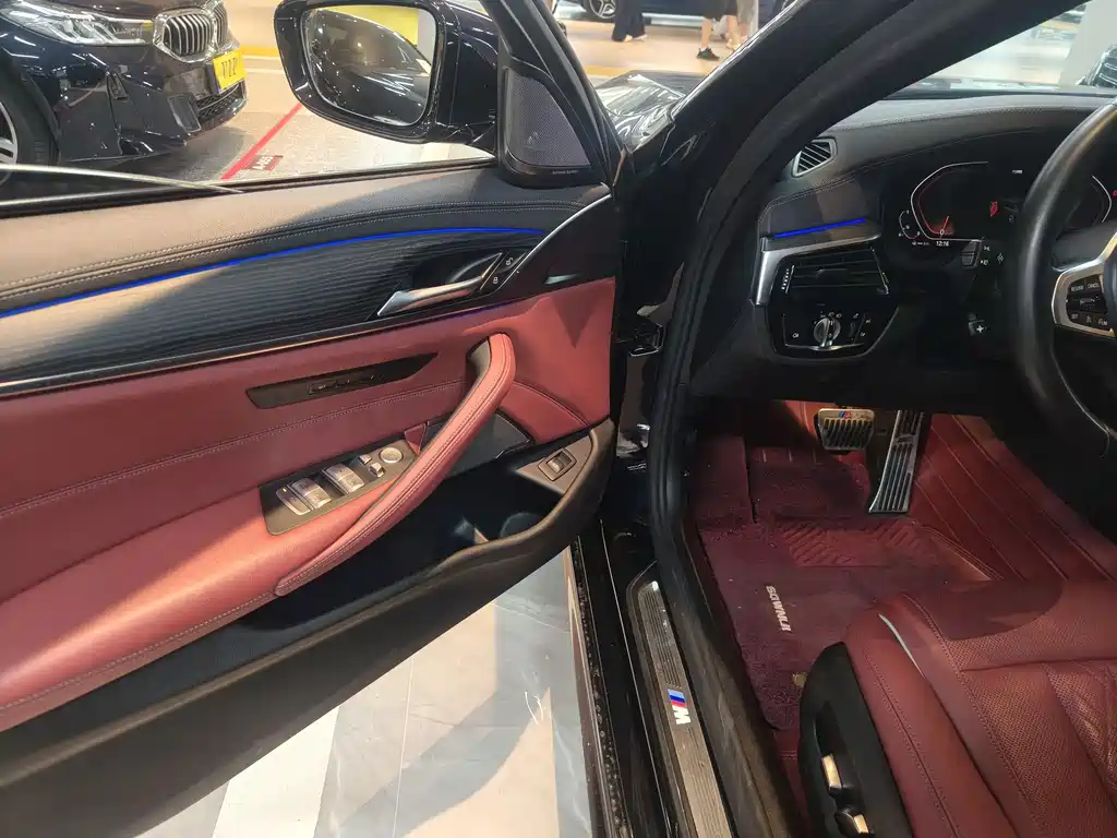BMW 5 Series 2020
