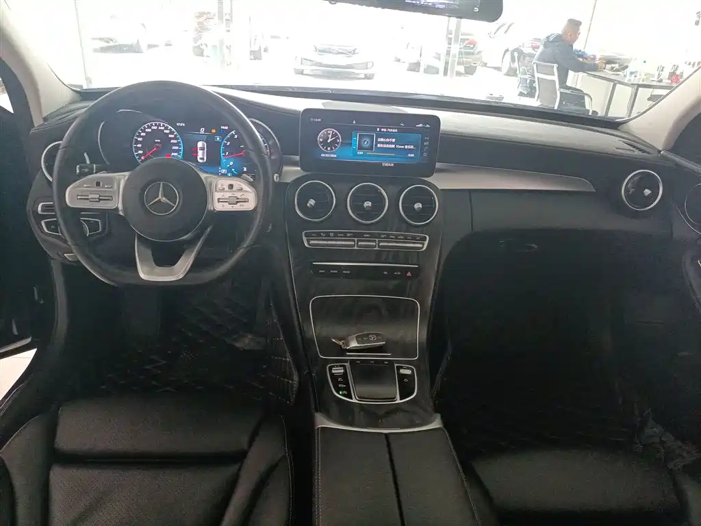 Mercedes-Benz C-Class 2020 — фото 6