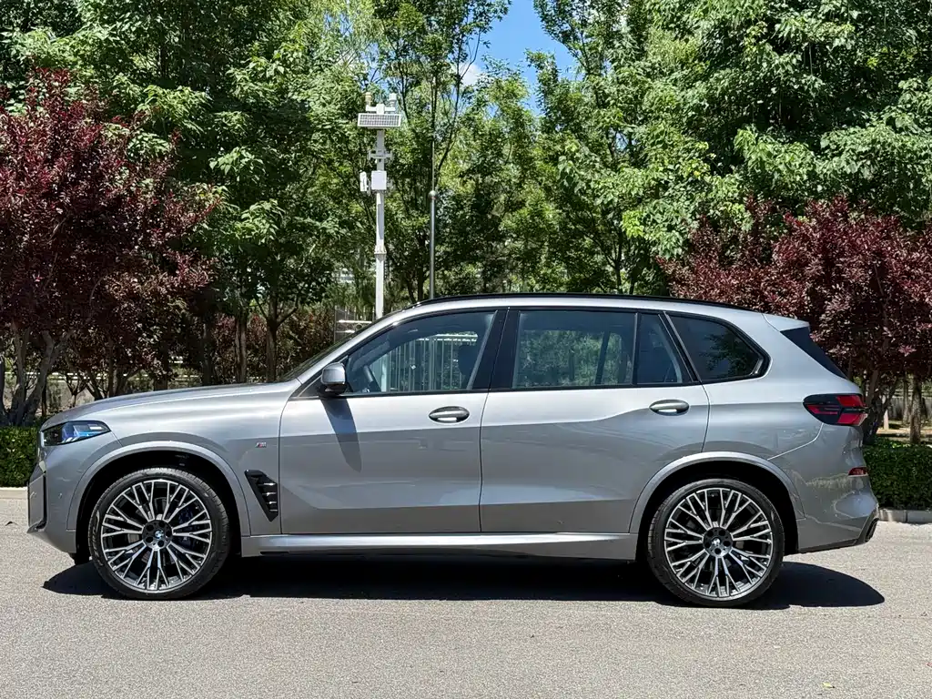 BMW X5 — фото 2