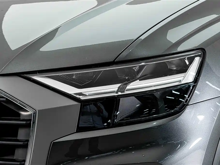 Audi Q8 2021 — фото 4