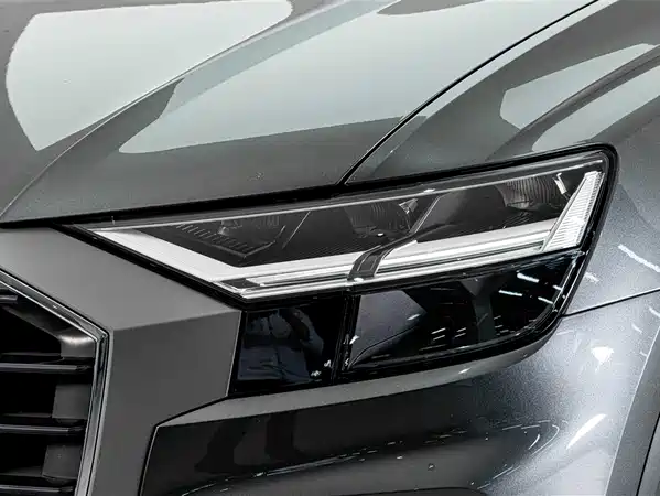 Audi Q8 2021