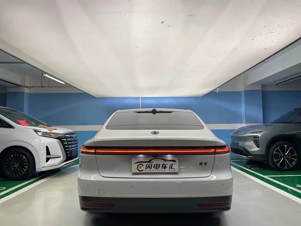 NIO ET7 2022