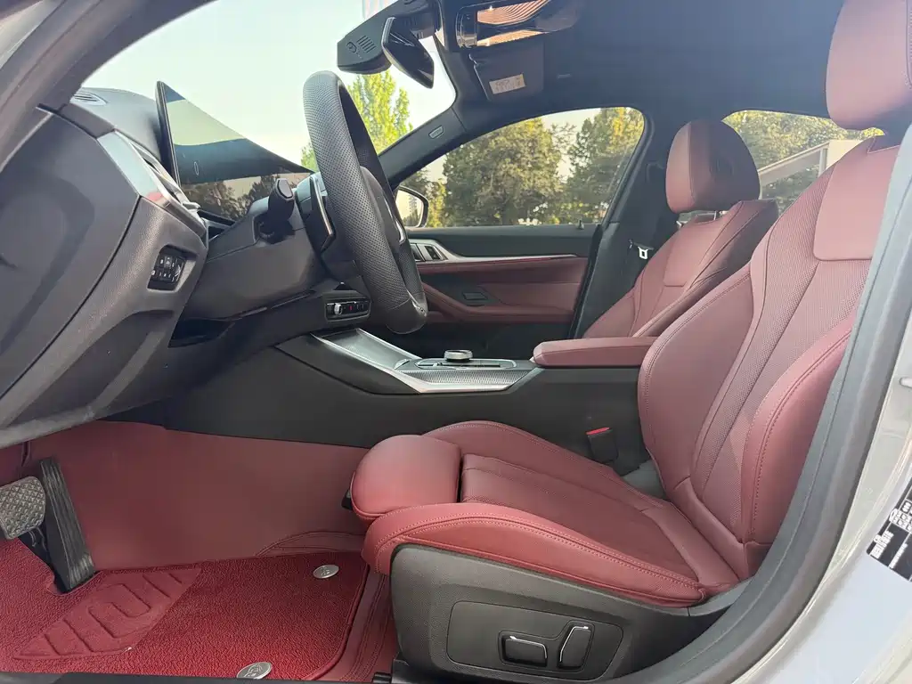 BMW 4 Series 2025 — фото 17