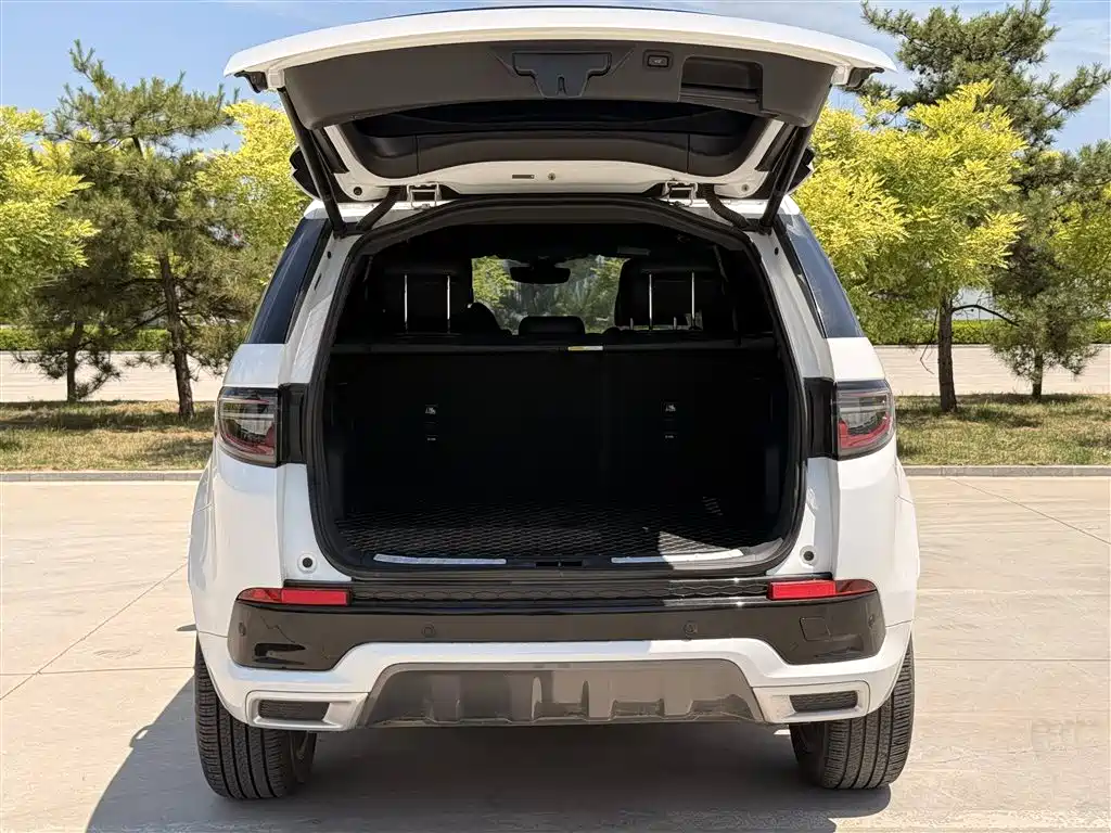 Land Rover Discovery Sport 2021 — фото 23