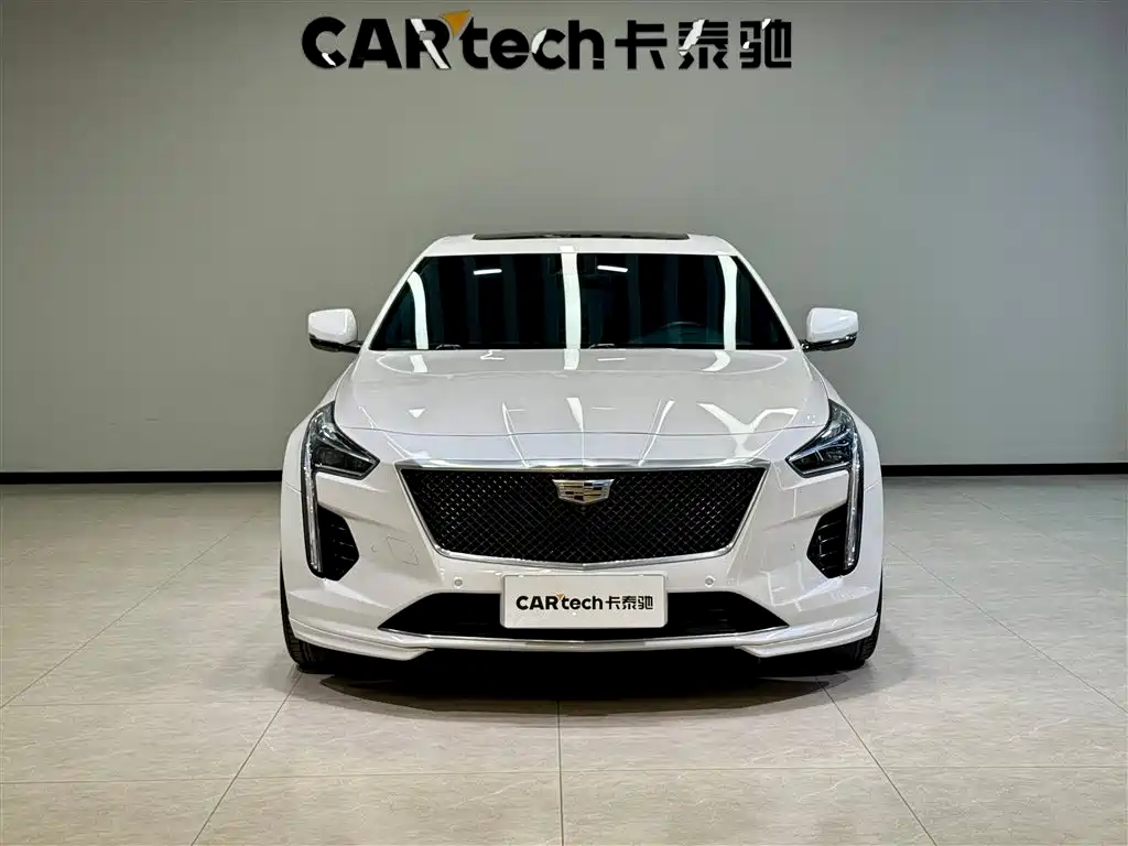 Cadillac CT6 2022 — фото 2