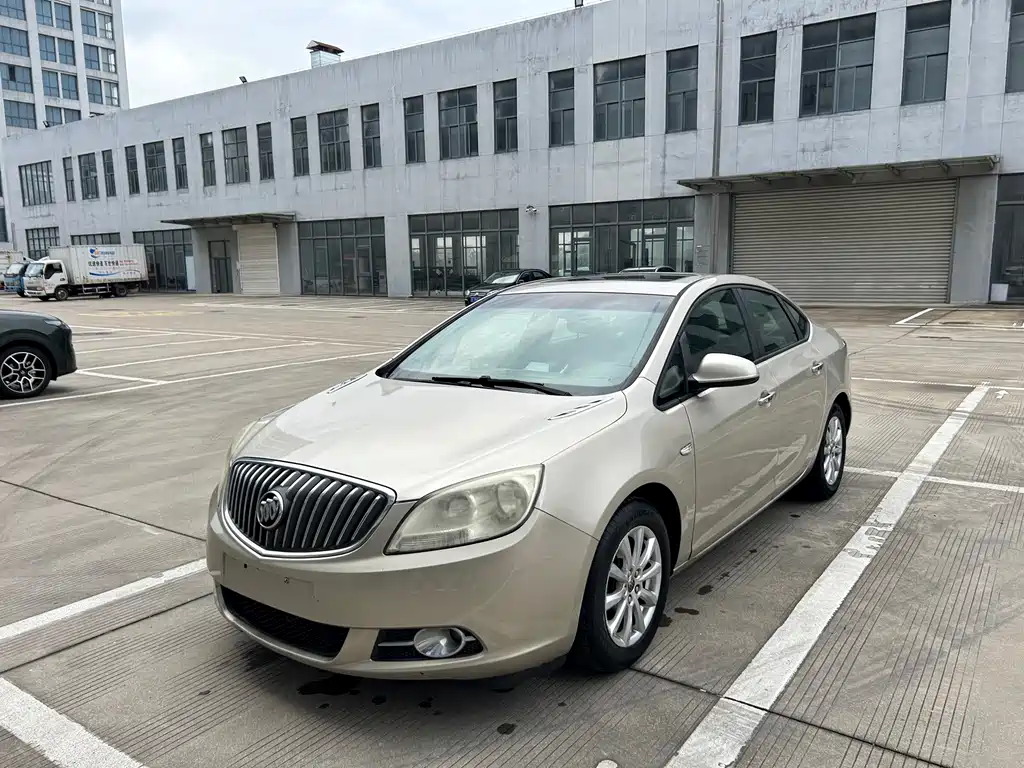 Buick Excelle GT 2014 — фото 1