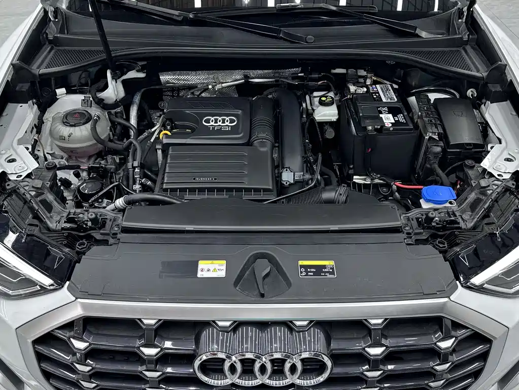 Audi Q3 2023 — фото 22