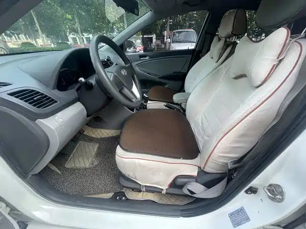Hyundai Accent 2016