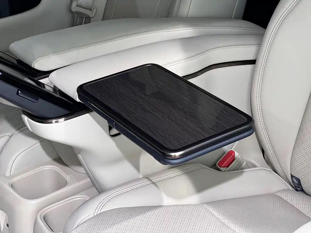 Toyota Vellfire 2025 — фото 14